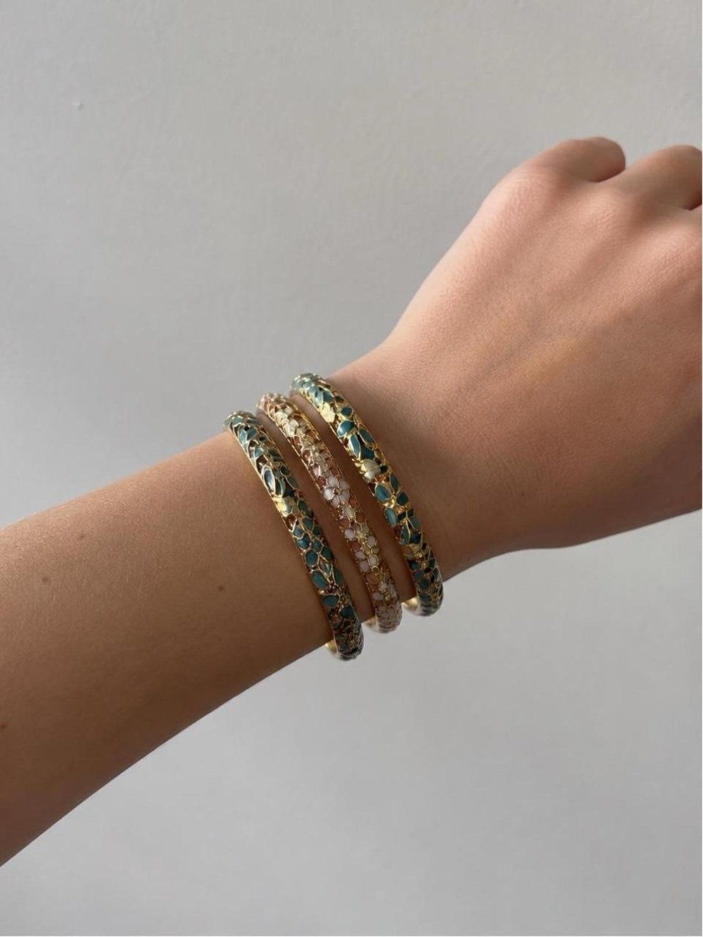 Mixed Metal 18K Gold-Filled Bangle Bracelet Set of 3 ✨